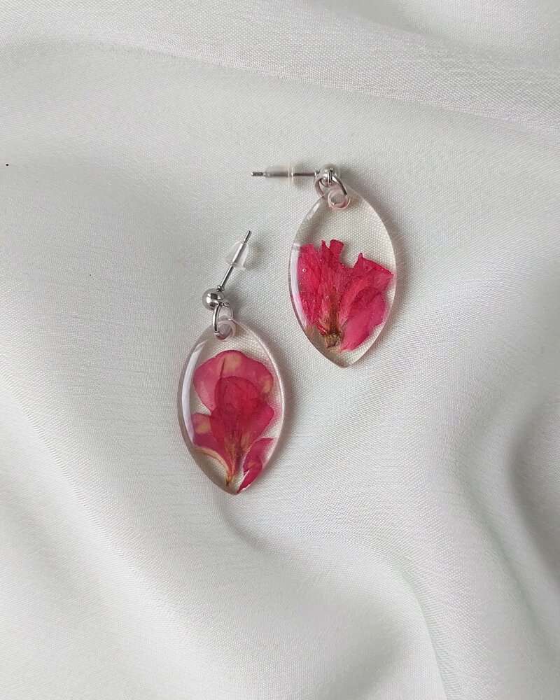 Naušnice simbol podrške