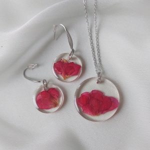 crvena set okrugli