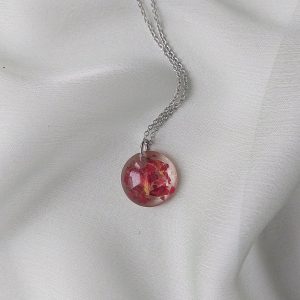 Ogrlica simbol podrške