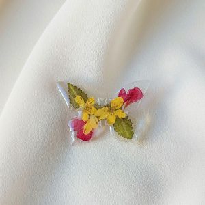 Broš leptirić simbol snage