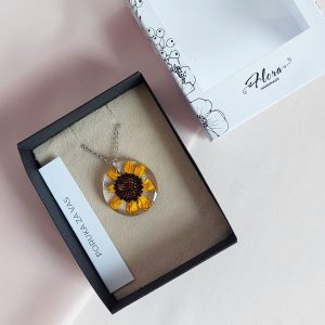 Ogrlica simbol podrške