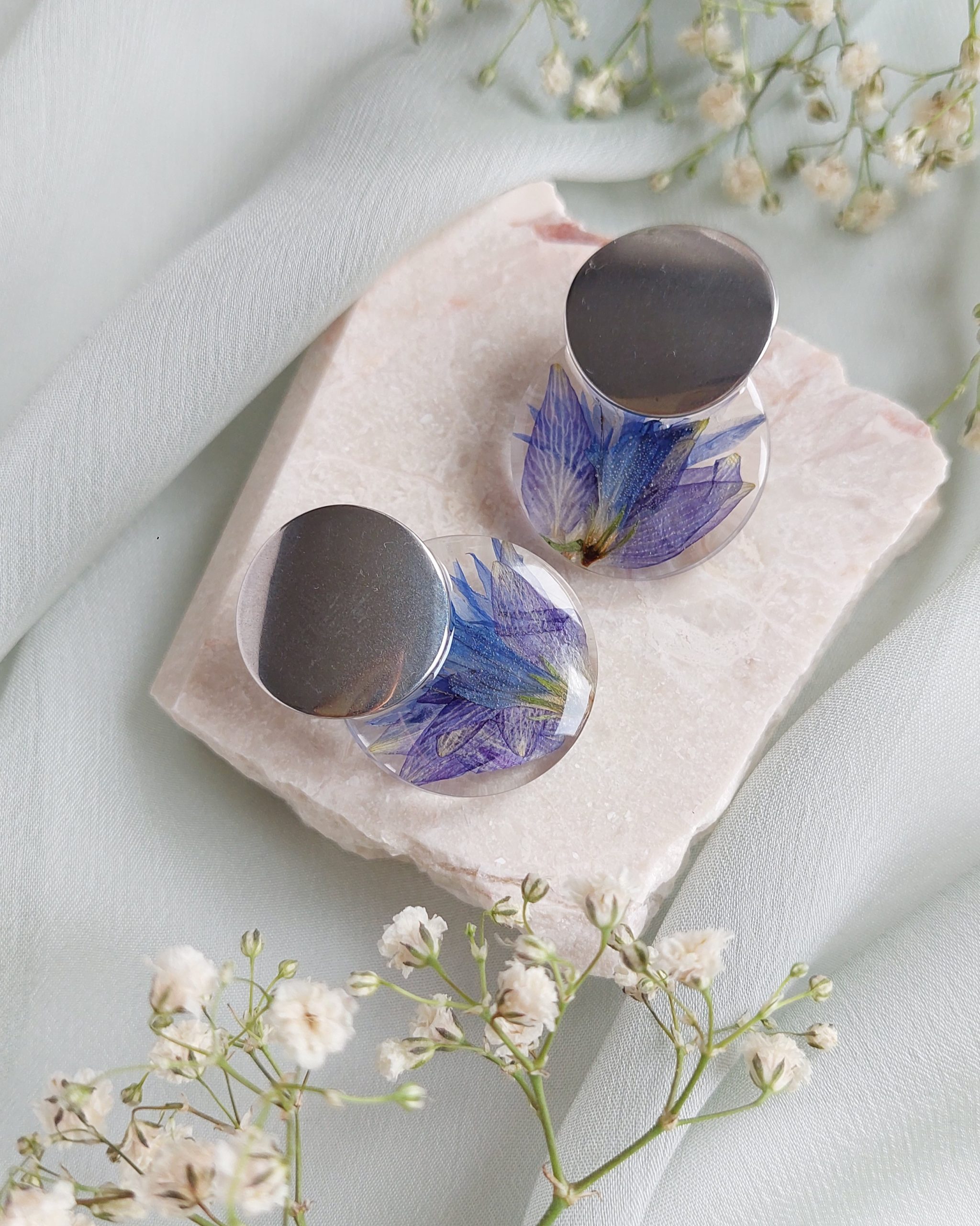 Naušnice simbol upornosti