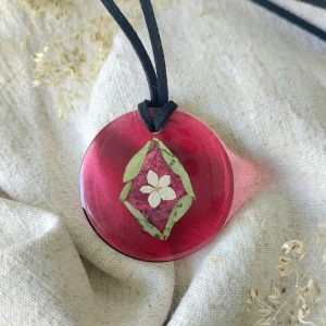 Ogrlica iz kolekcije "Cvjetna baština"